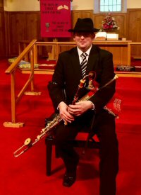 Ed The Uilleann (illun) Piper